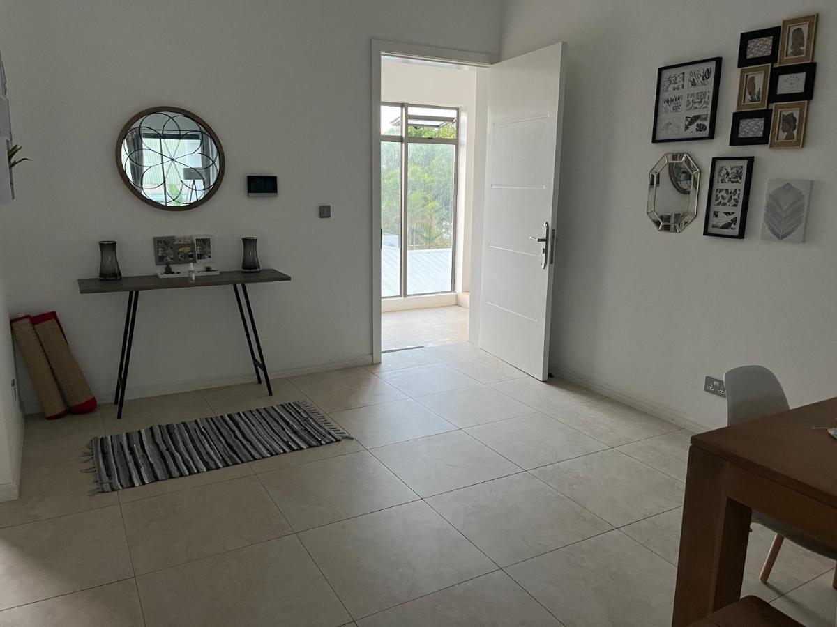 Coastal View Apartments 格兰贝伊 外观 照片