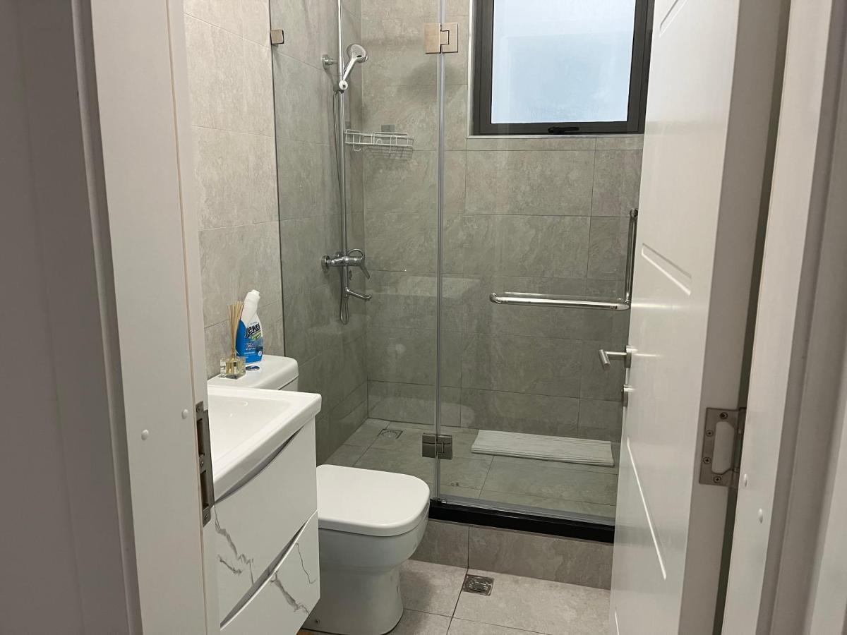 Coastal View Apartments 格兰贝伊 外观 照片