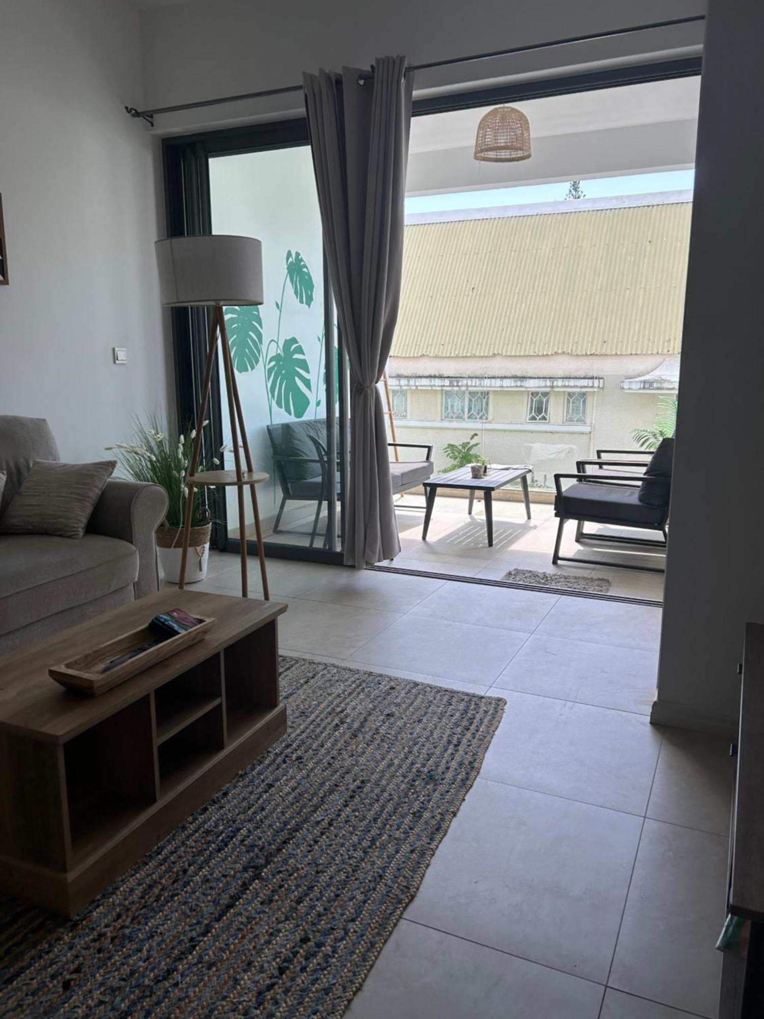 Coastal View Apartments 格兰贝伊 外观 照片